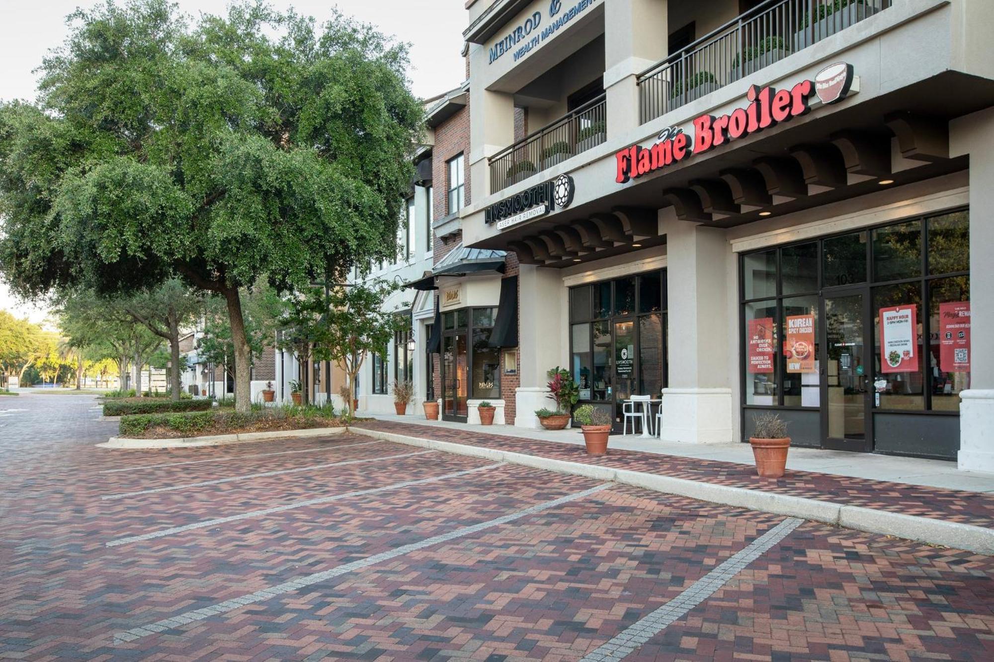 Hotel Indigo Jacksonville-Deerwood Park By Ihg Esterno foto