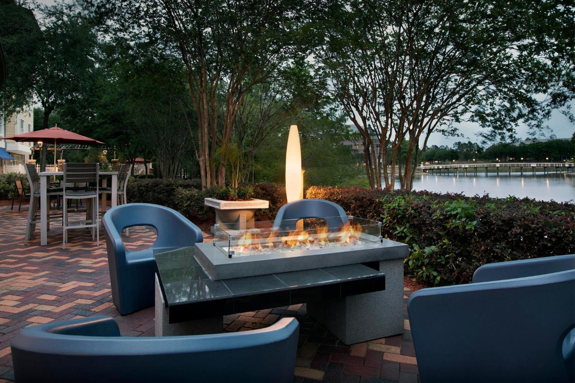 Hotel Indigo Jacksonville-Deerwood Park By Ihg Esterno foto