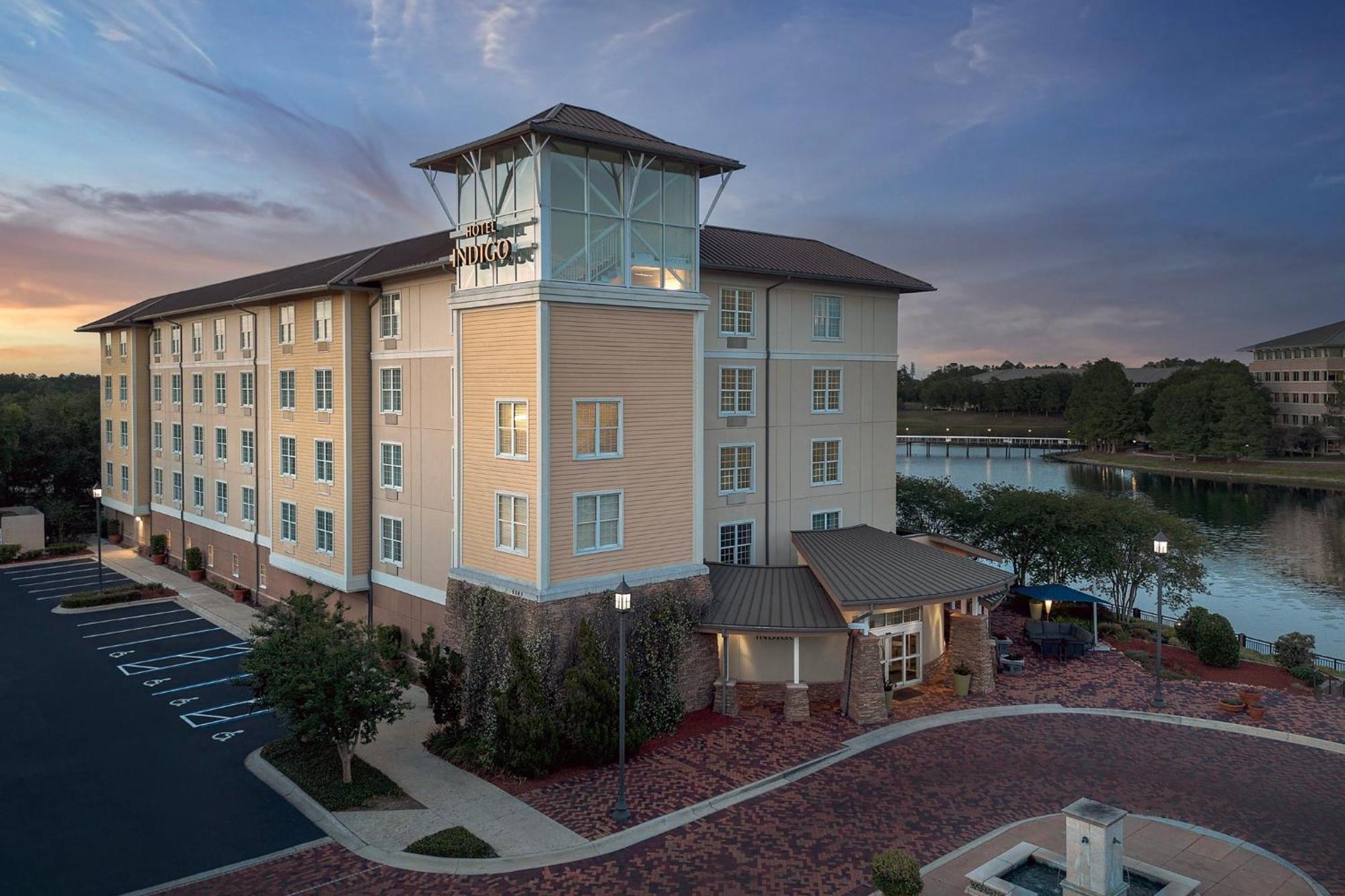 Hotel Indigo Jacksonville-Deerwood Park By Ihg Esterno foto